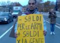 Ultima Generazione: Roma, su quattro ponti azione “Anche io diosobbedisco”