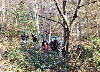 No Tav, protesta al cantiere: “Salvini vuole l’Altà velocità e il Ponte sullo Stretto, due opere che usano soldi pubblici per devastare territori”