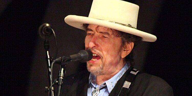 Bob Dylan vende il suo castello in Scozia