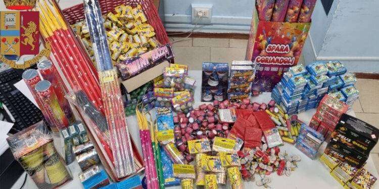 Esplode un botto, grave un ragazzo. Sequestri in tutta Italia