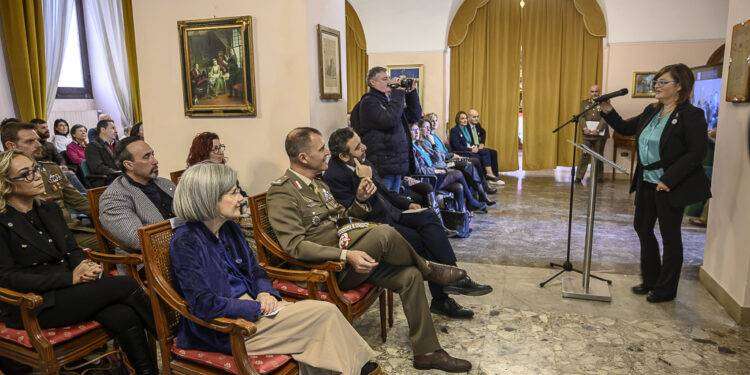 Tumore ovarico, esperti a confronto in un convegno organizzato al Circolo “Diavoli Rossi” della Brigata “Sassari”