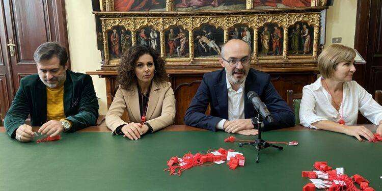 “Fischia la fine”, lo spot del Comune di Cagliari contro la violenza sulle donne: scoppia la polemica