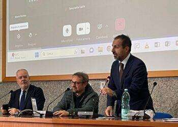 Intesa Corecom-scuole per educare ragazzi all’uso dei social