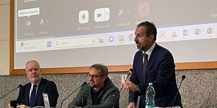 Intesa Corecom-scuole per educare ragazzi all’uso dei social