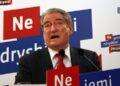 L’ex premier albanese Berisha agli arresti domiciliari