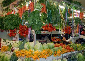 Cagliari, aperture straordinarie dei mercati cittadini durante le festività natalizie