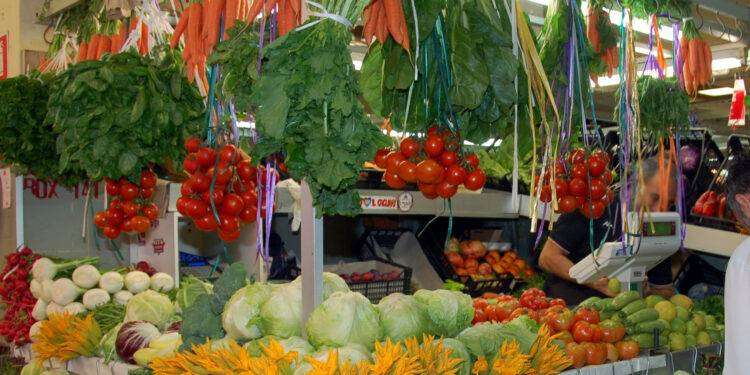 Cagliari, aperture straordinarie dei mercati cittadini durante le festività natalizie
