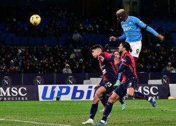2-1 al Cagliari e il Napoli torna a vincere in campionato