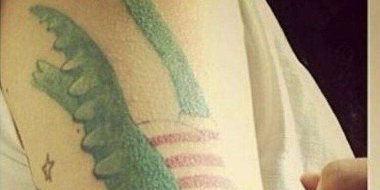 Tatuaggi e piercing, le nuove regole della Regione