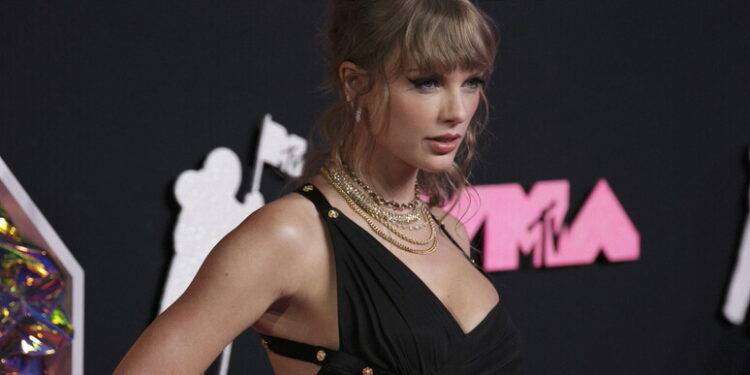 Taylor Swift supera il record di Elton John, tour da 1 miliardo