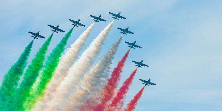 Concorso Aeronautica Militare VFI 2024 per 1050 posti: Bando, requisiti, domanda