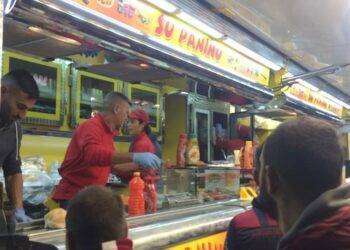 Cagliari, Capodanno costosissimo e a numero chiuso: è polemica tra Comune e ambulanti