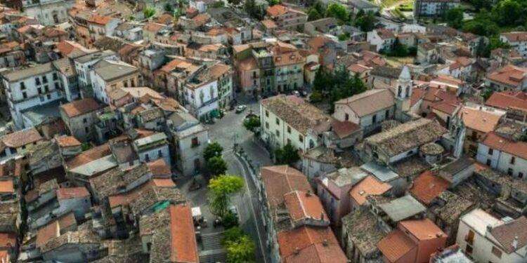 Quindici case a 1 euro, recupero in centro storico a Pratola