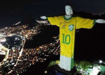 Il Brasile rende omaggio a Pelé a un anno dalla morte