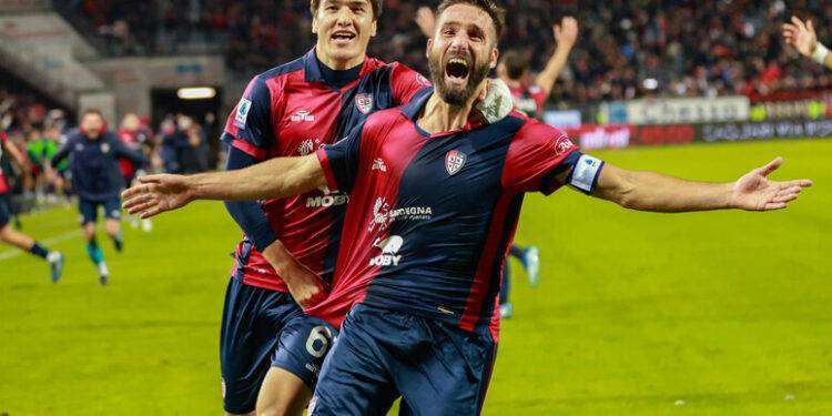 Serie A: Cagliari batte Sassuolo 2-1, la rimonta nei secondi finali