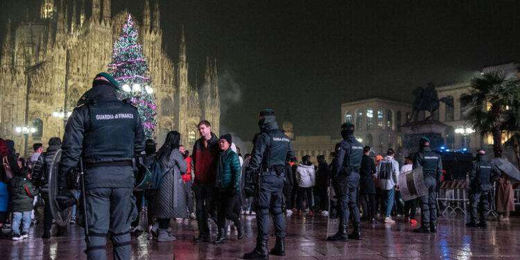 ‘Rischio terrorismo, attenzione alle feste di fine anno’