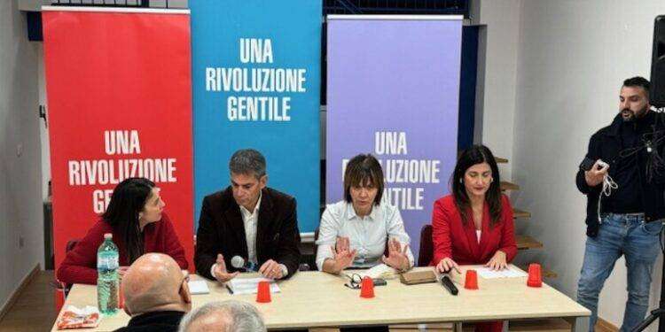 Pd perde pezzi, una trentina passano a coalizione sarda di Soru