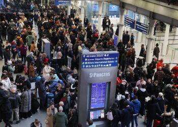 Eurostar cancella tutti i treni da e per Londra