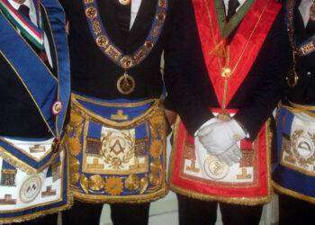 Solinas e la Massoneria, il governatore non si presenta in Tribunale per udienza contro Mario Guerrini