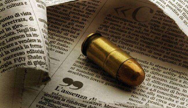 Più di 7 mila giornalisti minacciati in Italia dal 2006, nel 2023 sono 500