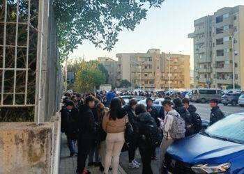 Scuole senza riscalamento, sciopero studenti Siotto e Alberti