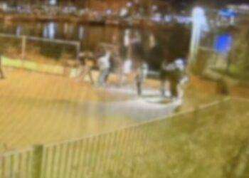 Raid in porto a Cagliari, i vandali ripresi dalle telecamere: guarda le immagini