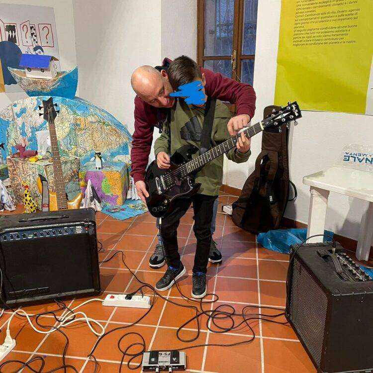 Bolotana, Rock And Bol promuove un laboratori musicale per bambini