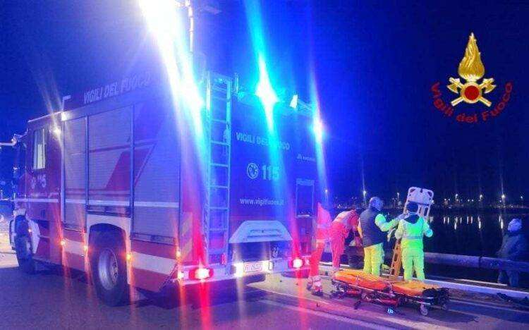 Grave incidente a Quartu, tre le auto coinvolte: una persona incastrata fra le lamiere