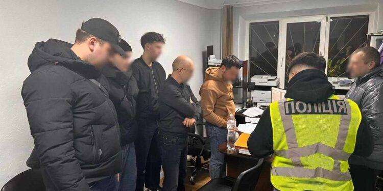 Ucraina, maxi truffa sull’acquisto di armi