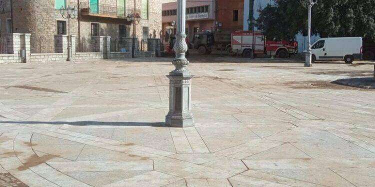 Bitti da un mese senza acqua potabile, l’ira del sindaco