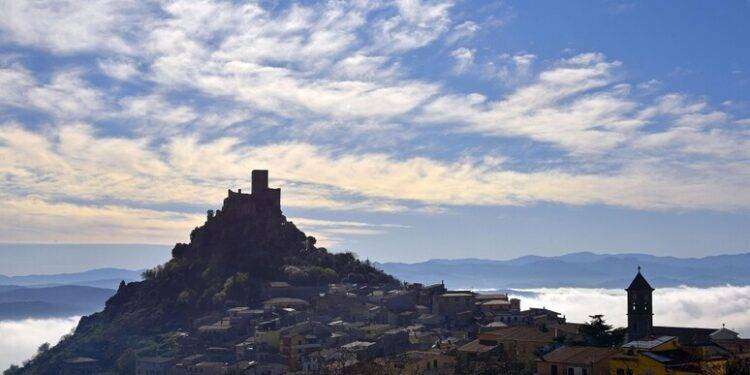 Minacce di morte a una consigliera comunale del Sassarese