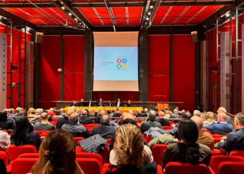 Elezioni, Soru a Cagliari su lavoro e transizione digitale