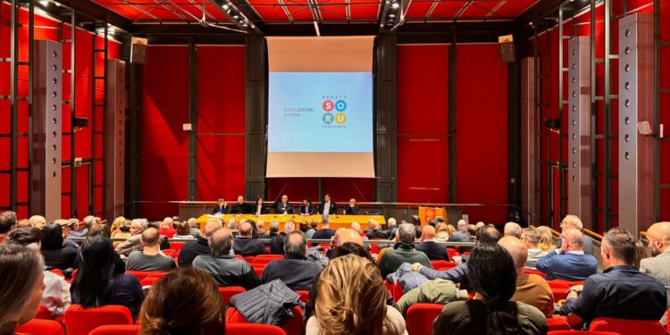 Elezioni, Soru a Cagliari su lavoro e transizione digitale