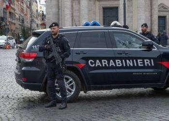 Ucciso con un taglio alla gola dopo festa di Capodanno