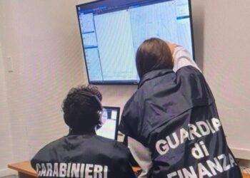 Professionisti per riciclare denaro sporco, arresti e sequestri