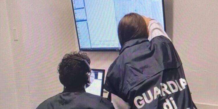 Professionisti per riciclare denaro sporco, arresti e sequestri