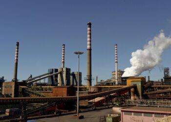 Inchiesta sulle emissioni dell’ex Ilva, i carabinieri in fabbrica