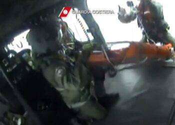 Malore su nave da crociera, Guardia Costiera soccorre 79enne