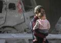 Gaza, bombe su ospedali a Khan Yunis e Deir al-Balah: è genocidio