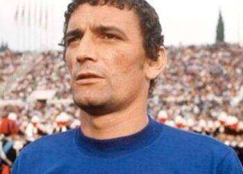 Da Brad Pitt a Scamarcio, il cinema scalda i motori: anche il film su Gigi Riva