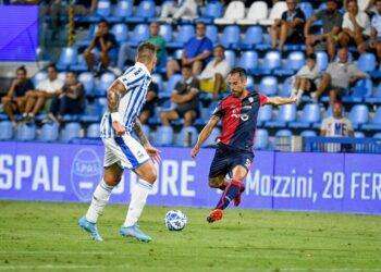 Calcio: Cagliari, Mancosu operato a ginocchio destro, fermo 3 mesi