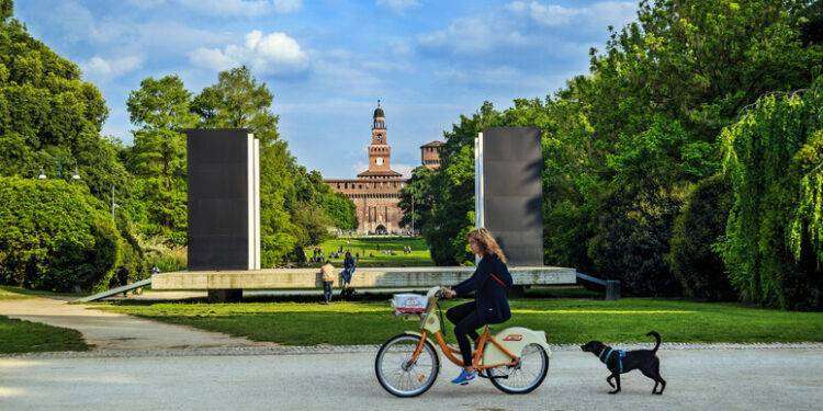 Milano la città più pet friendly, segue Roma al secondo posto