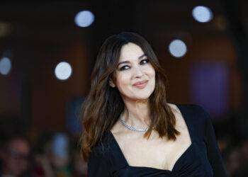 I 60 sono i nuovi 50, da Bellucci a Ferilli chi festeggia nel 2024