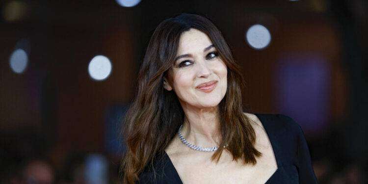 I 60 sono i nuovi 50, da Bellucci a Ferilli chi festeggia nel 2024