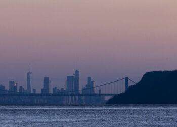 Incidente nella metro di New York, almeno 24 feriti non gravi