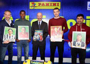 Più figurine in pacchetto e audio, ecco il nuovo album Panini