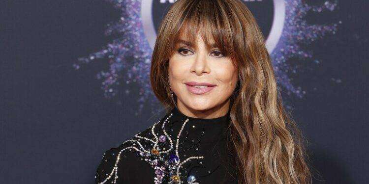 Molestie: Usa, Paula Abdul denuncia produttore di American Idol