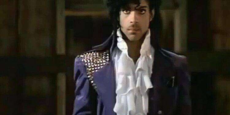 Eredi di Prince in corte per il controllo su lascito