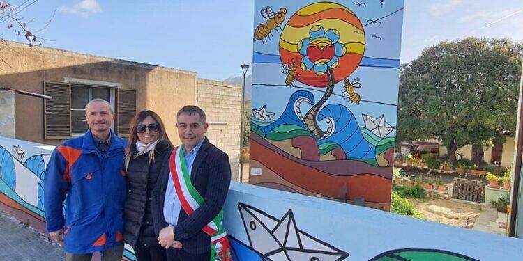 Raku trasforma cabina elettrica di Padru in un’opera d’arte