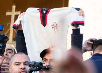 Riva: Cagliari, maglia dello scudetto per gara contro Torino